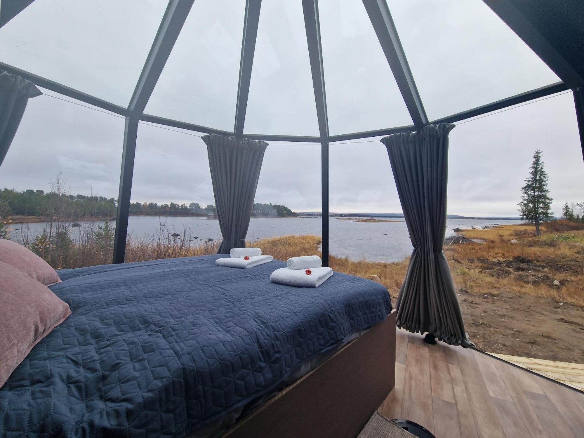 Aurora River Camp Glass Igloos & Cabins Kiruna Exterior foto